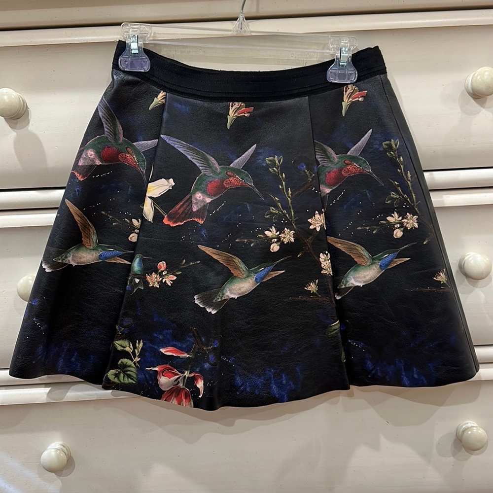 Alice & Olivia leather print skirt new with tags
